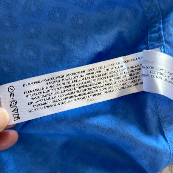 LIKE NEW ARIAT LONG SLEEVE SHIRT. Size L. Blue. EXCELLENT CONDITION. - Picture 12 of 12